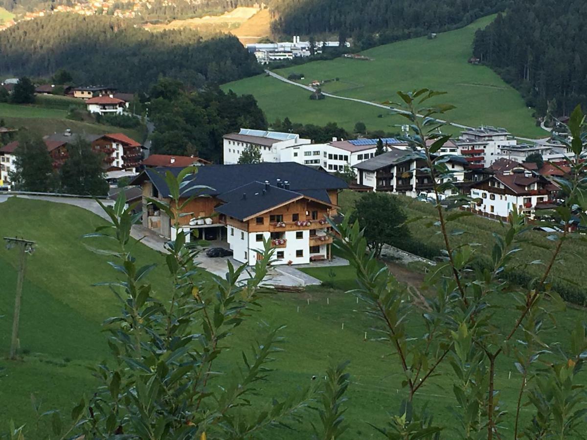 Buttererhof-Apartments Fulpmes Exterior foto